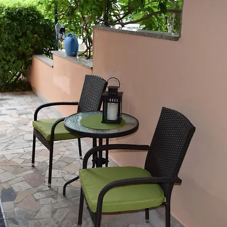 Anna Apartment
